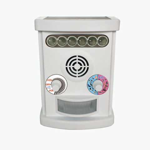 Solar charge voice type + LED bird / pest control device